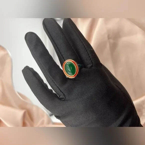 Enamel Ring with Green Stone in Oriental Style - Picture 9 of 10